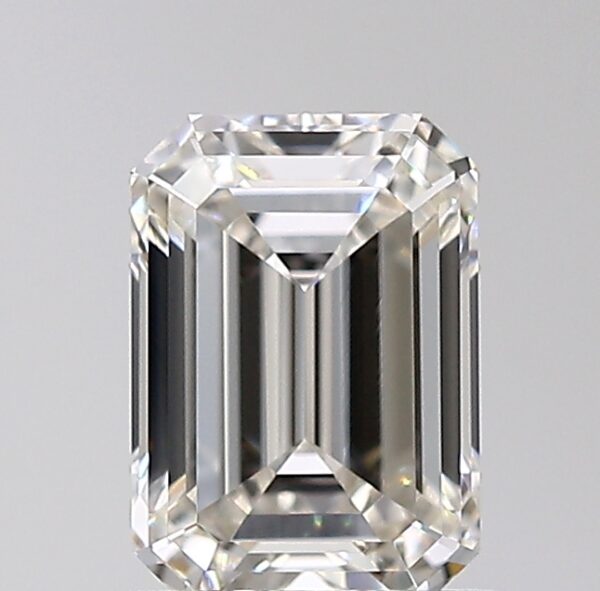 EMERALD  1 6.70*4.72*3.21