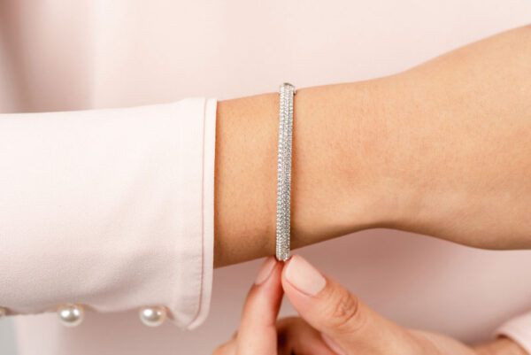 Legendary Curved Diamond Bangle