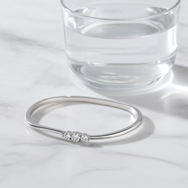 Legendary Curved Diamond Bangle
