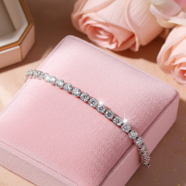 U Shape Tennis Bracelet with Side View Design