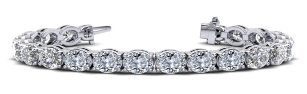 Timeless Beauty Oval Diamond Tennis Bracelet