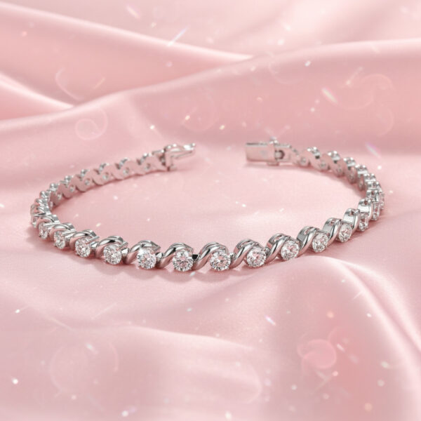 Wavy Hood Link Diamond Tennis Bracelet