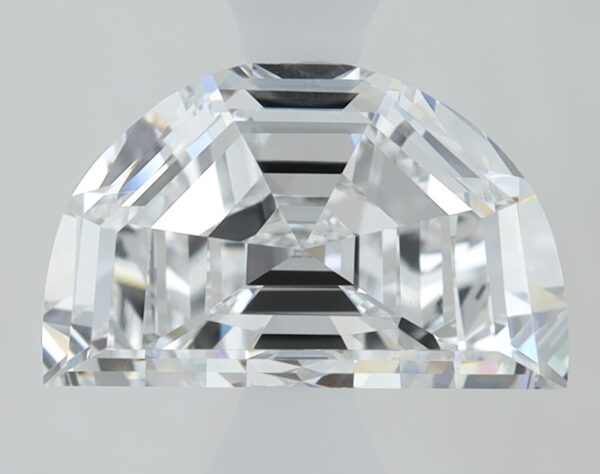 HALF MOON  1.47 8.85x5.56x3.83