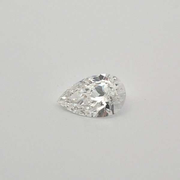 PEAR  1.71 10.65x6.68x4.08