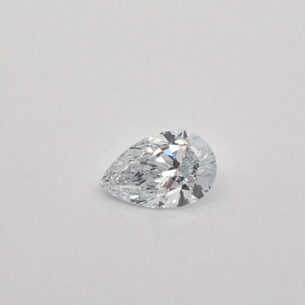 PEAR  1.71 10.16x6.58x4.17