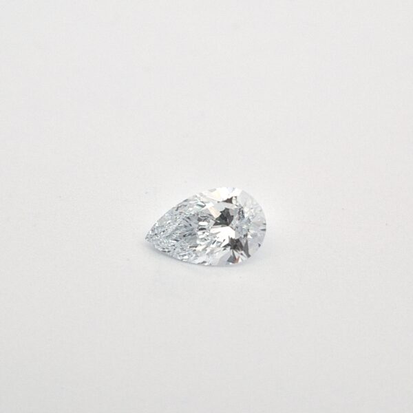 PEAR  1.51 10.11x6.42x4.02